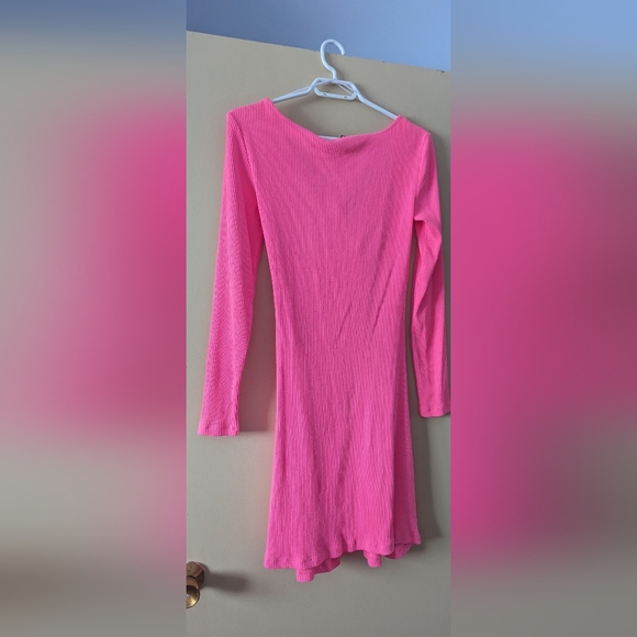 NWT Pieces Neon Pink Dress. Size M - Picture 3 of 3